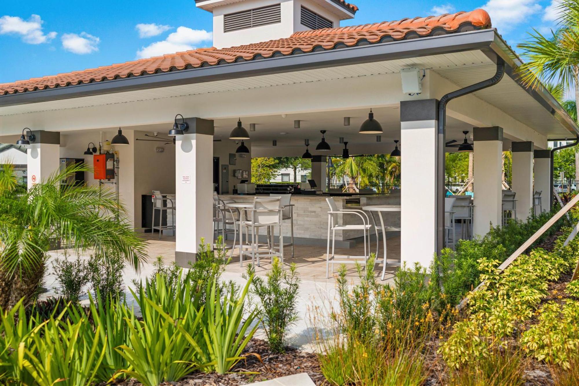 Stylish Condo At Vista Cay Resort Minutes To Wdw Orlando Bagian luar foto