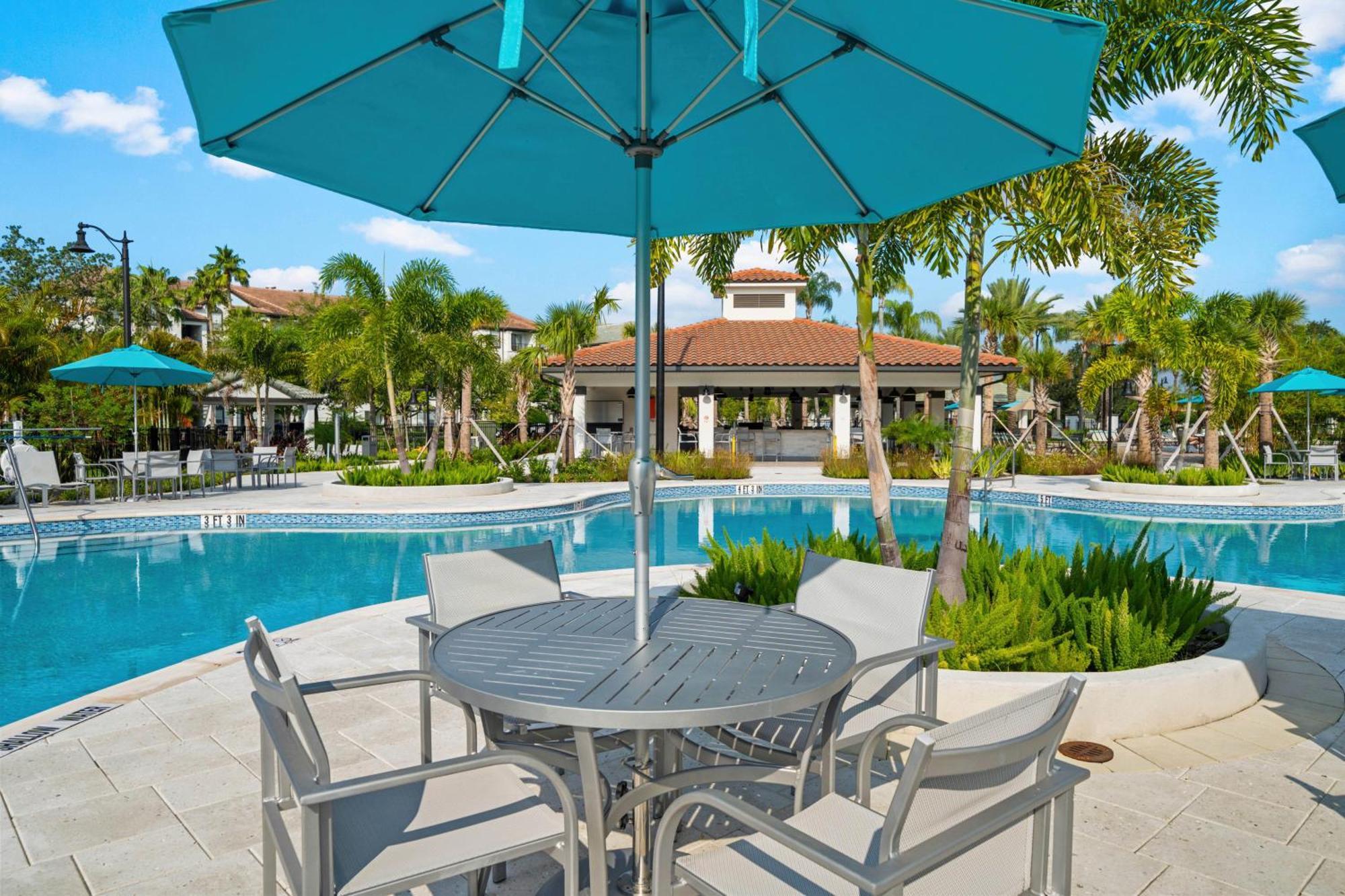 Stylish Condo At Vista Cay Resort Minutes To Wdw Orlando Bagian luar foto
